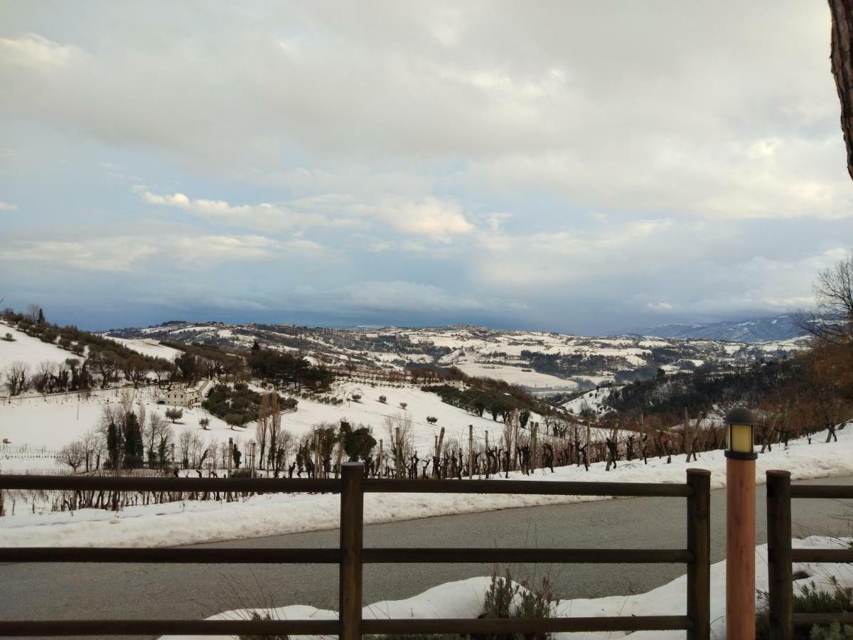 Agriturismo "Le Piagge" Castelplanio المظهر الخارجي الصورة